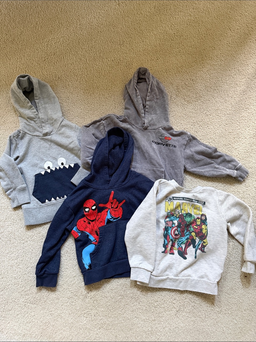 Lot of 4 kids sweatshirts size 4/5